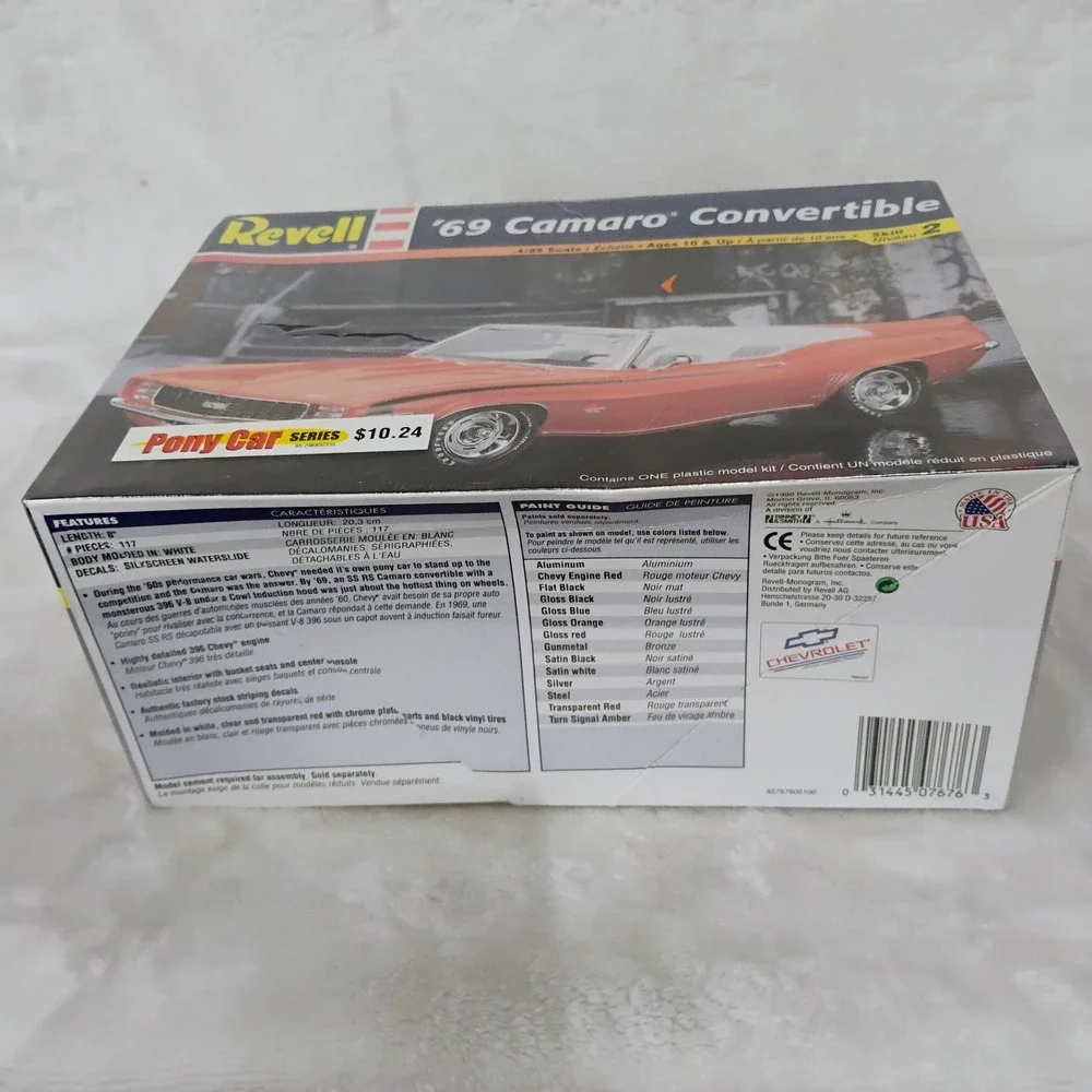 Revell 69 Camaro Convertible 1:25 Scale Model Kit Pony Car Series 85-7676 NEW